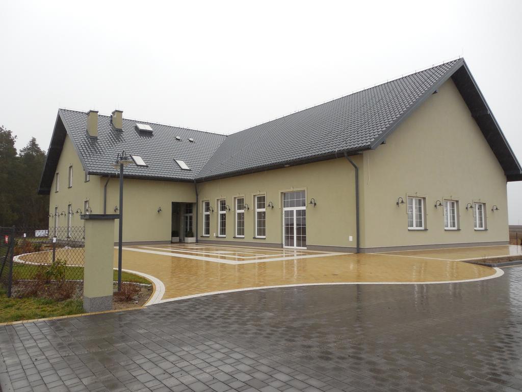 Praski Dom Sienno Exterior photo
